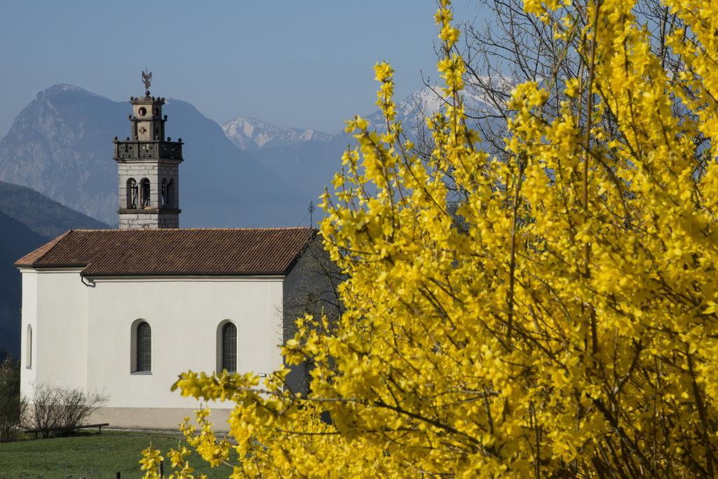 Hotel Cima Tosa San Lorenzo Dorsino Buitenkant foto