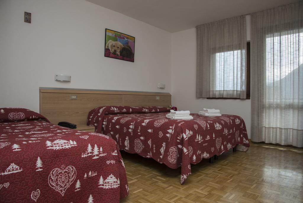 Hotel Cima Tosa San Lorenzo Dorsino Buitenkant foto